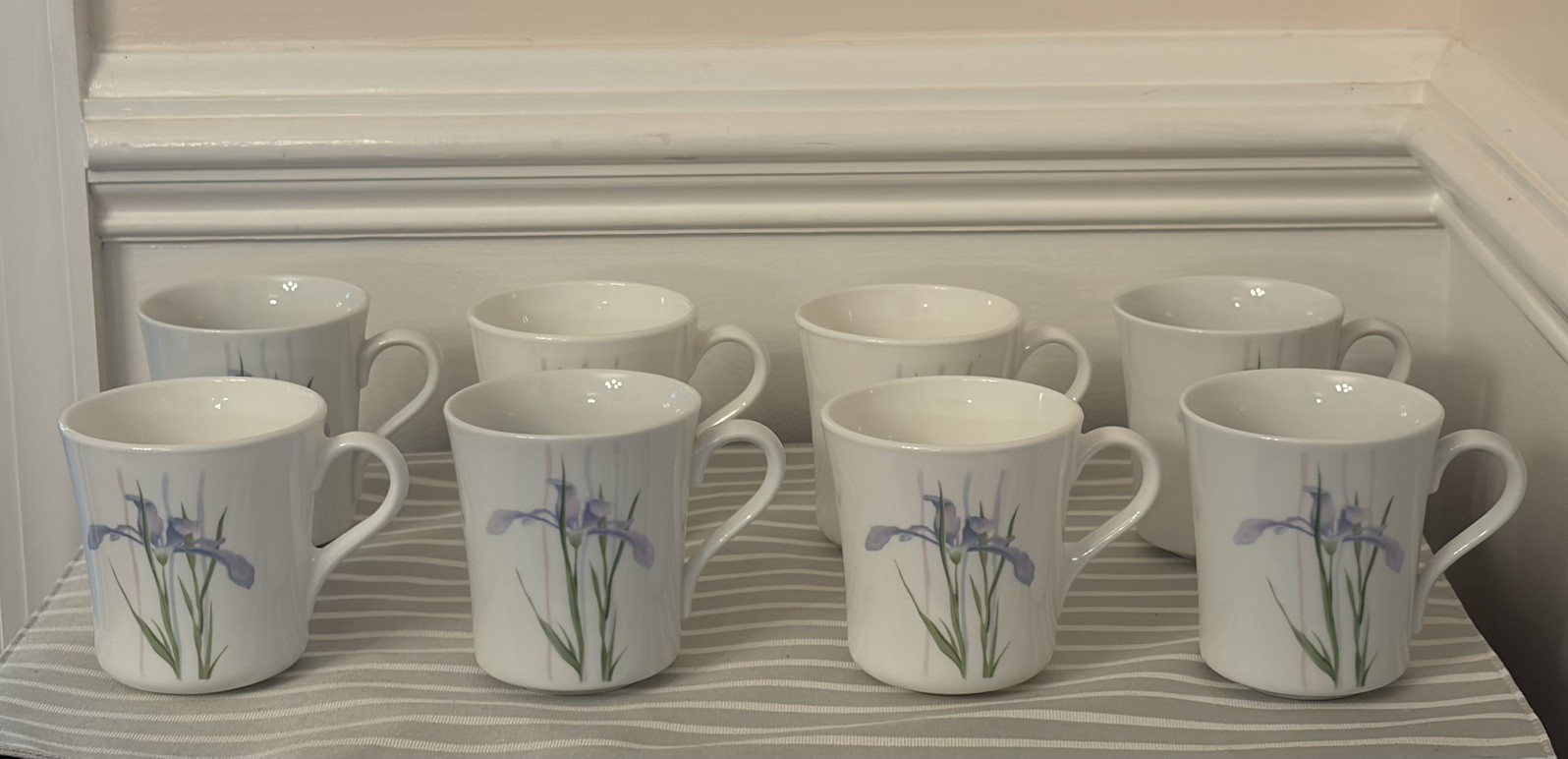 Vintage Corning Ware SHADOW IRIS Floral Coffee Tea Cup Set of 8 PRISTINE 