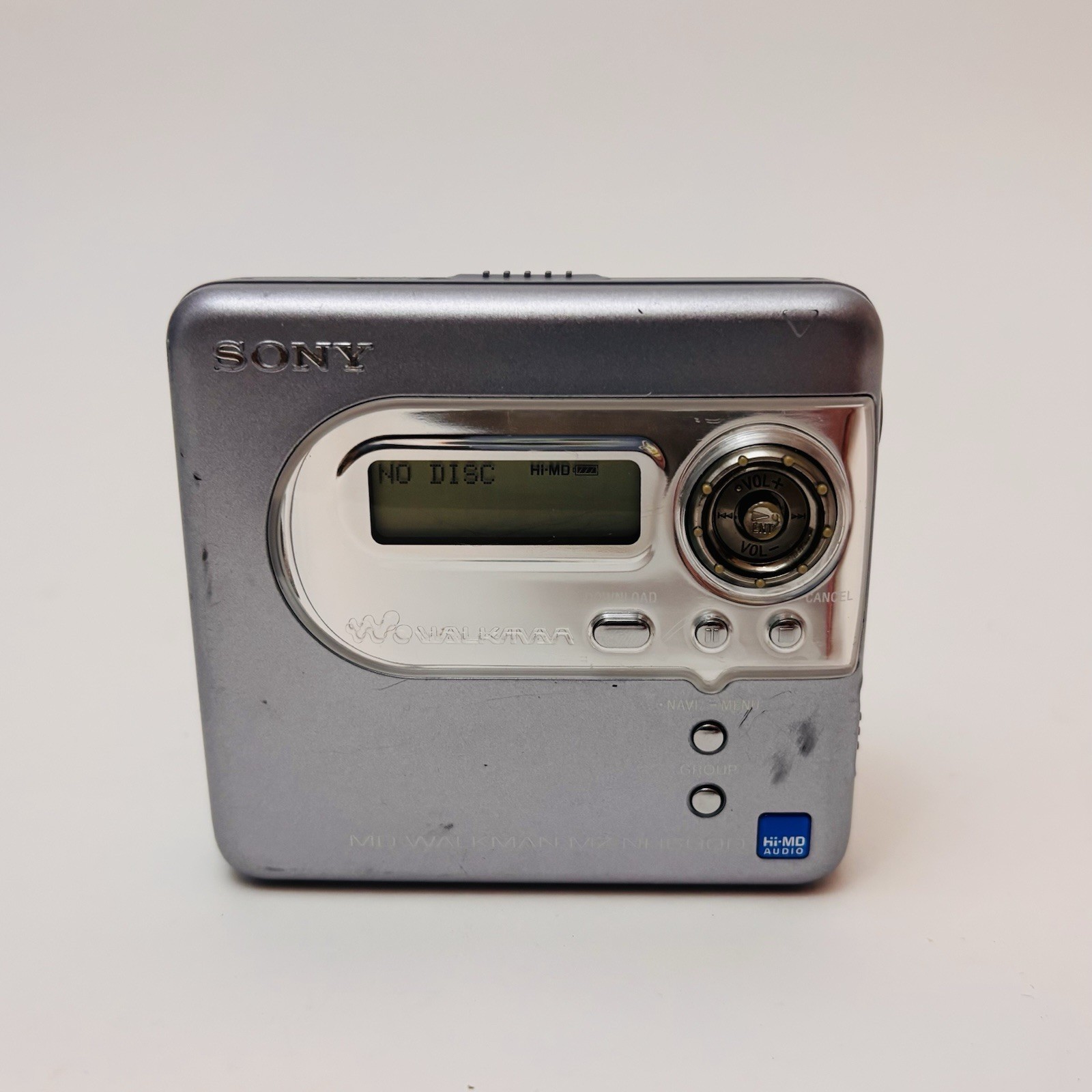 Sony Walkman Portable Minidisc Hi-MD Player MZ-NH600D Turns On For Parts/Repair