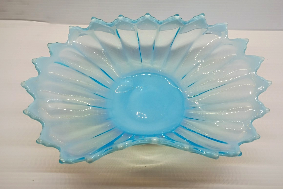 Stunning Vintage Fostoria Blue Opalescent Heirloom Centerpiece Bowl 12.75 Stunning Vintage Fostoria Blue Opalescent Heirloom Centerpiece Bowl 12.75