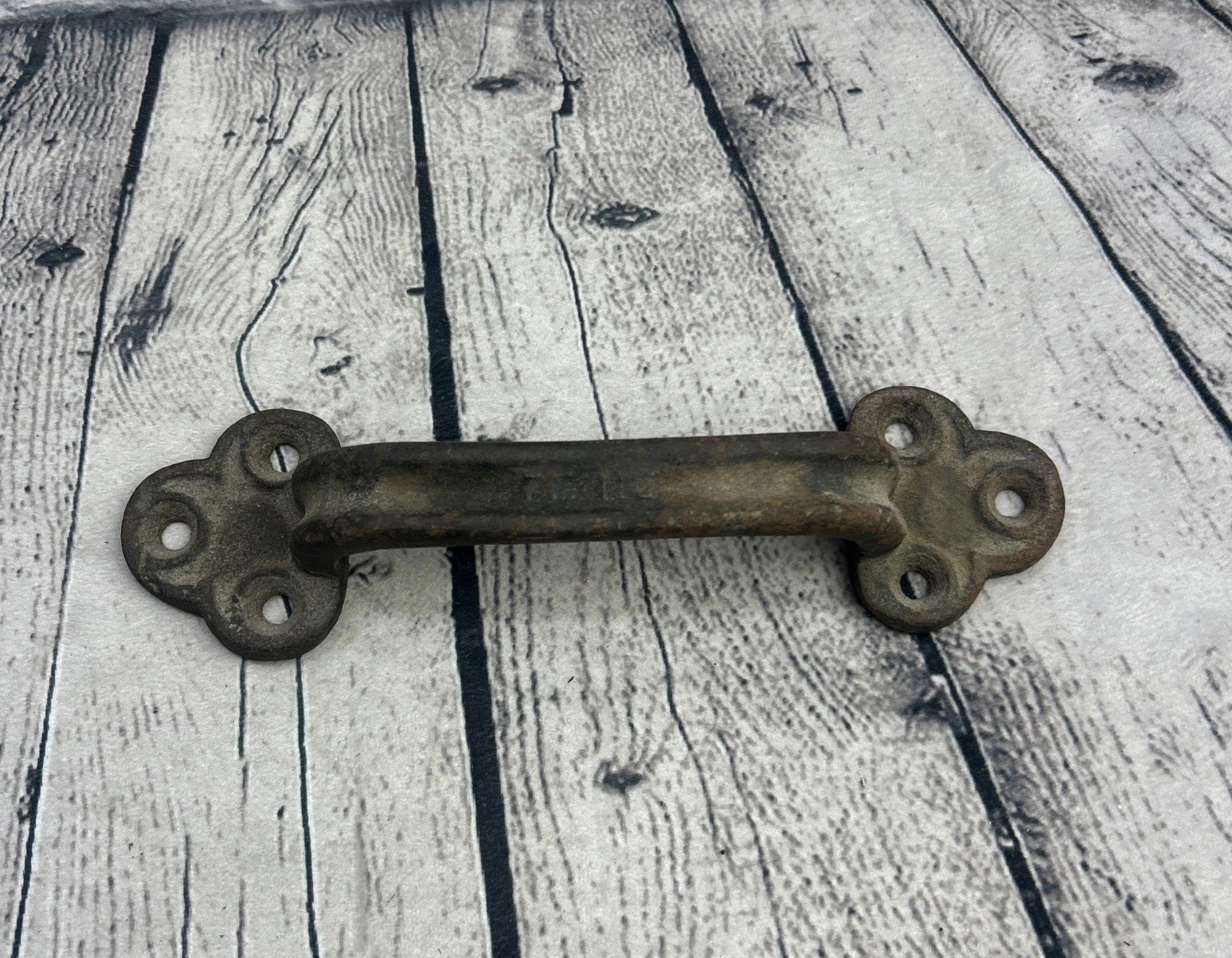 Vintage Cast Iron Door Pull Rustic Metal Barn Gate Farm Handle 10\ Vintage Cast Iron Door Pull Rustic Metal Barn Gate Farm Handle 10\