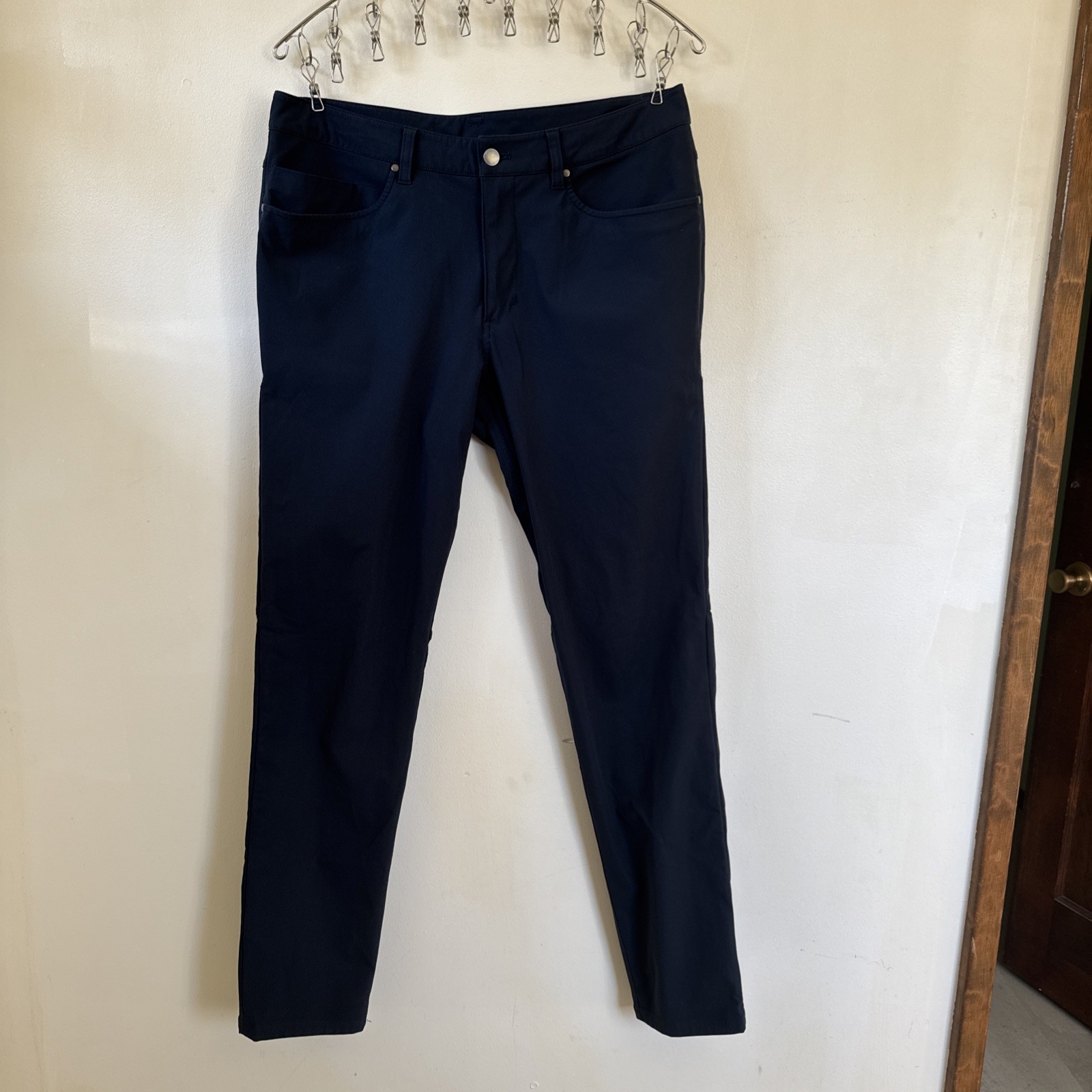 Lululemon Commission Pants Slim Fit Navy Blue Mens 33x29 Performance Stretch Lululemon Commission Pants Slim Fit Navy Blue Mens 33x29 Performance Stretch
