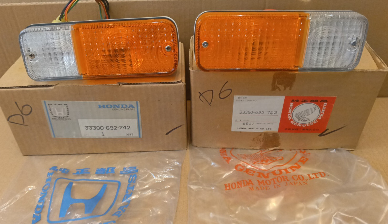 HONDA NOS Genuine 33350-692-742 Front Turn Signal Lights Pair L&R  1978‑1982