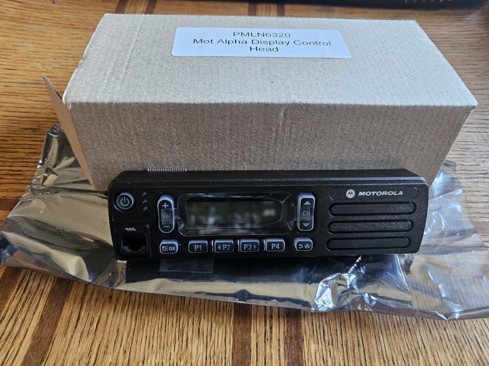 MOTOROLA PMLN6320 CONTROL HEAD MOBILE RADIO COMMUNICATION MOTOROLA PMLN6320 CONTROL HEAD MOBILE RADIO COMMUNICATION