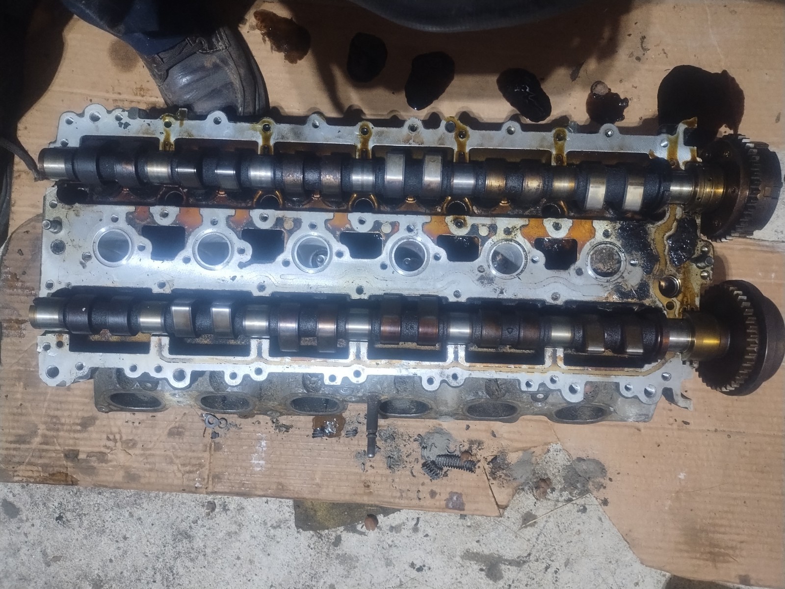 08-15 Volvo XC60 T6  3.0 Cylinder Head 7G9N6090AB OEM