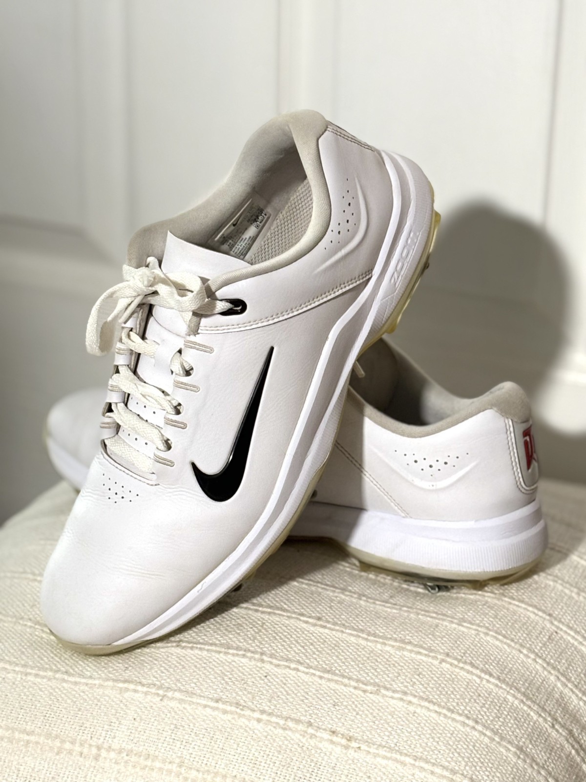 NIKE Tiger Woods Air Zoom TW20 Golf Shoes Mens Sz 9 White Spiked Lace Up EUC