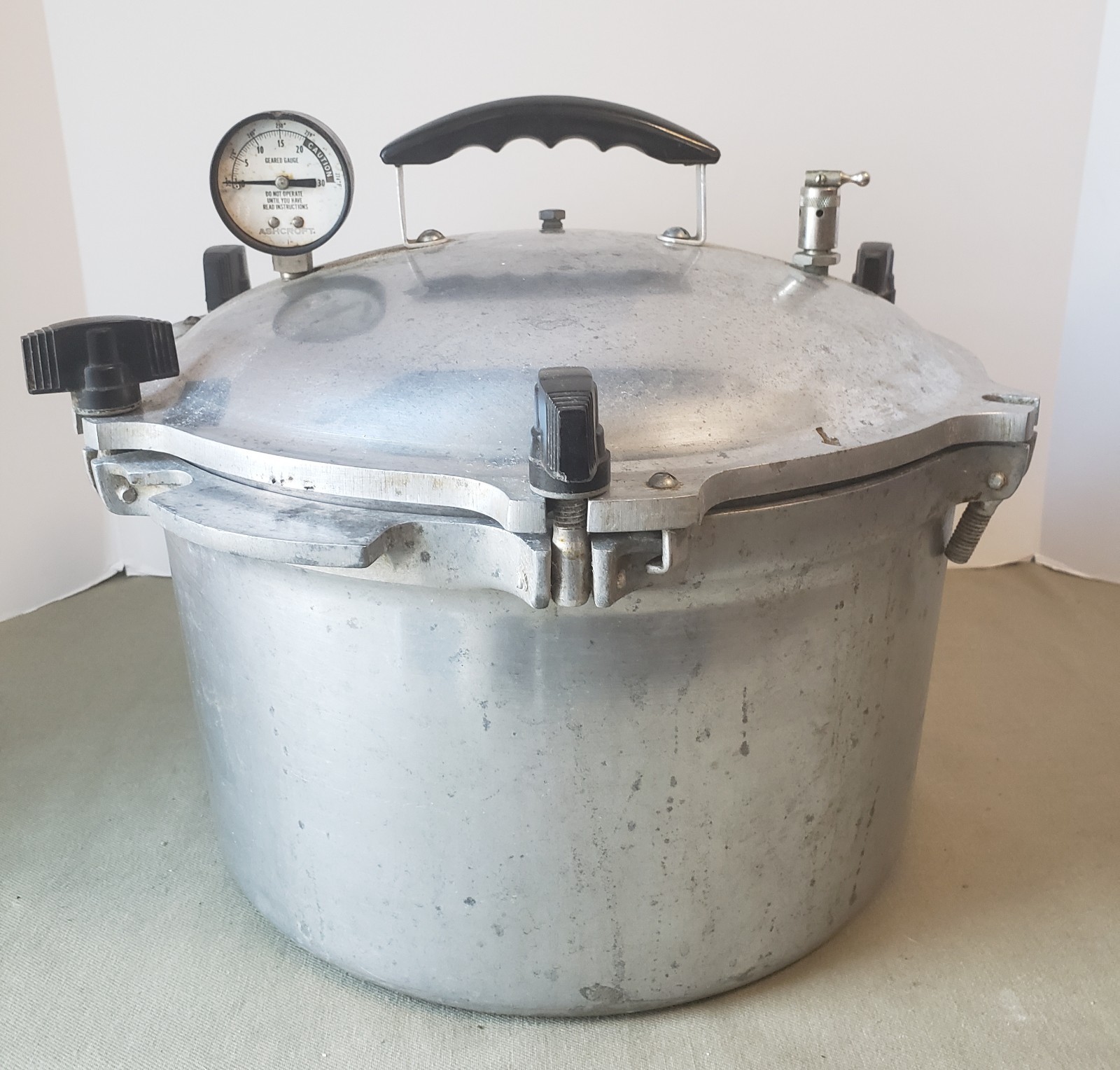 All American  No 7 Pressure Cooker 15 1/2 qts Cast Aluminum Canner USA