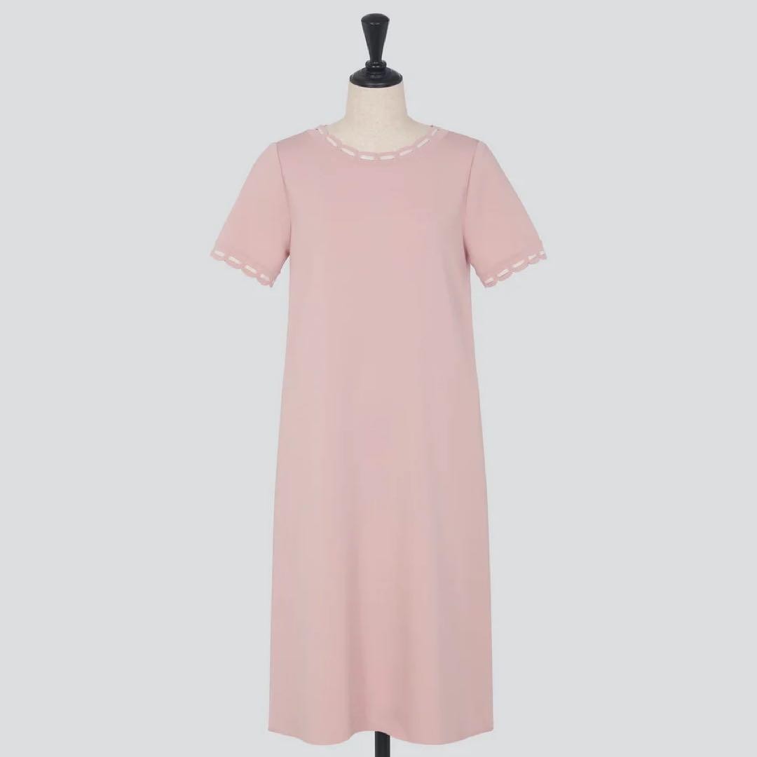 Foxey Pink Dress M Short Sleeve Knee-Length Scallop Detail