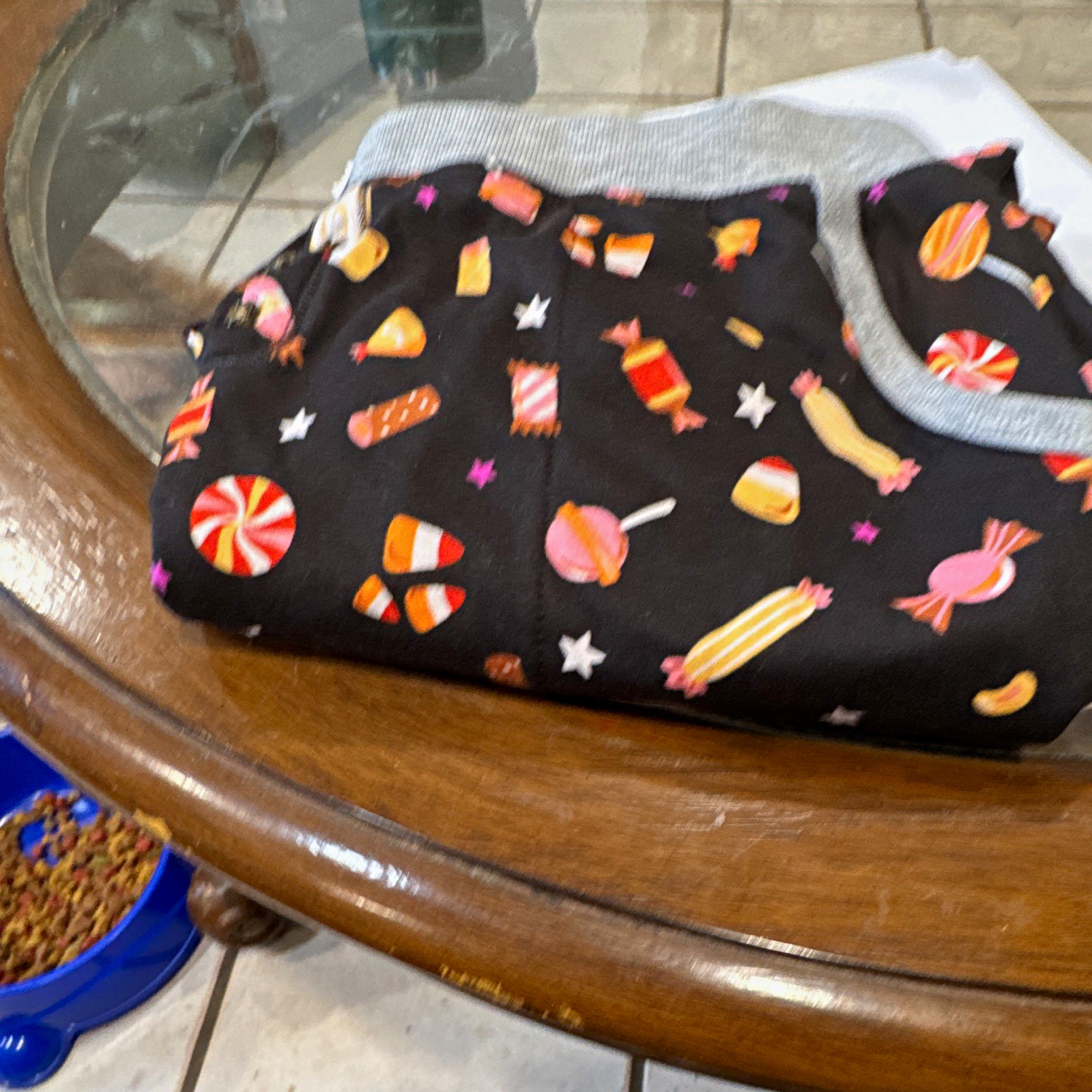 Kohl\'s Women’s Halloween Candy Graphic Print Pajama Set M Black Polyester