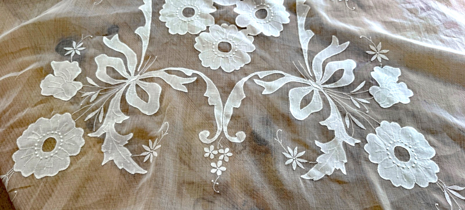 Vintage Linen Organza Madeira Hand Embroidered Banquet Tablecloth  B398