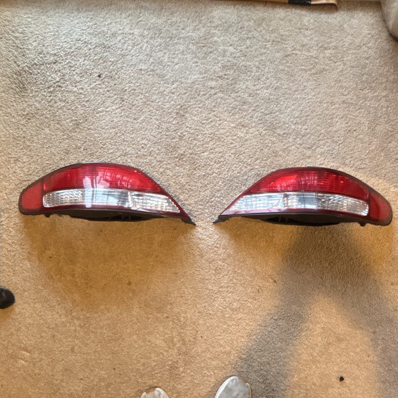 1999-2003 Toyota Solara OEM Taillights Full Set (2pc) 1999-2003 Toyota Solara OEM Taillights Full Set (2pc)