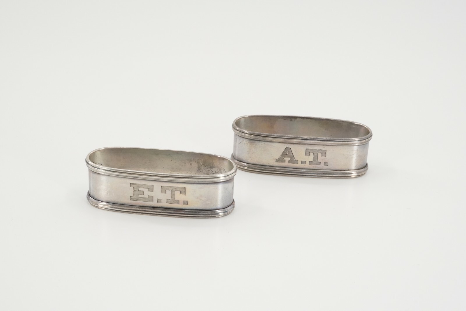 Vintage Lunt Sterling Silver 2 Monogrammed Napkin Rings 36.0g