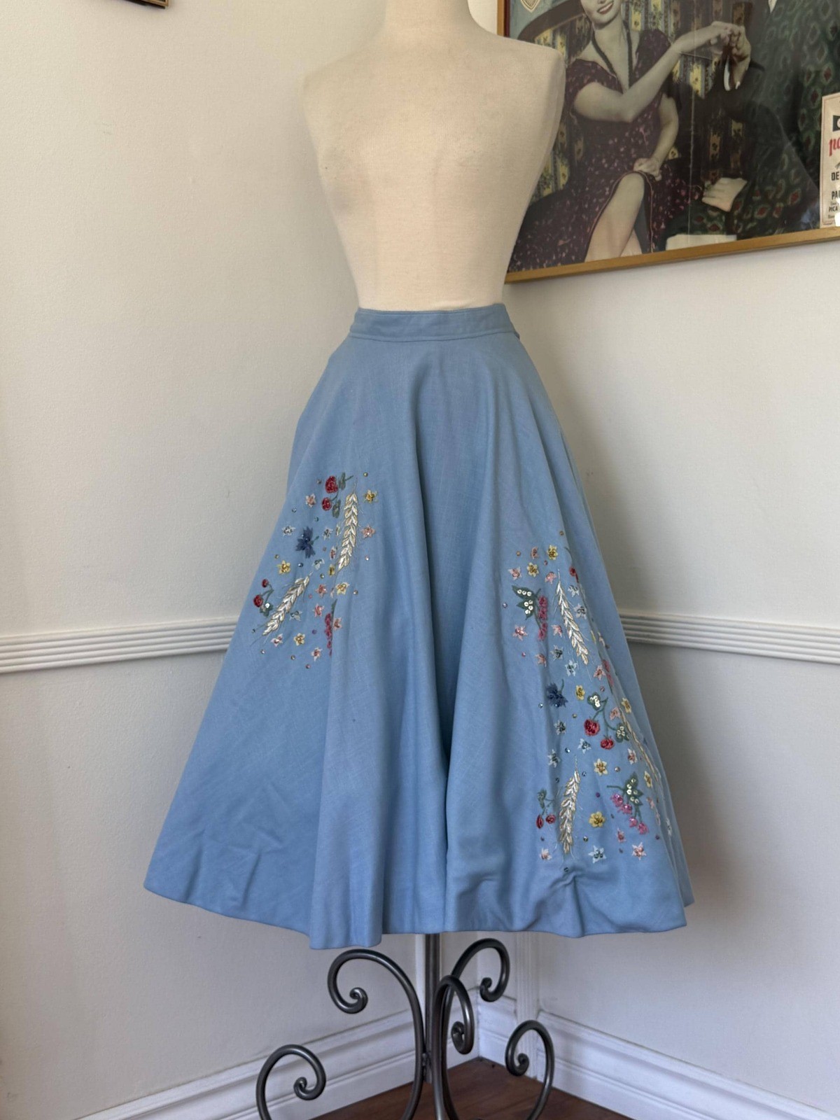 Embroidered Linen 1950s Circle Skirt Embroidered Linen 1950s Circle Skirt