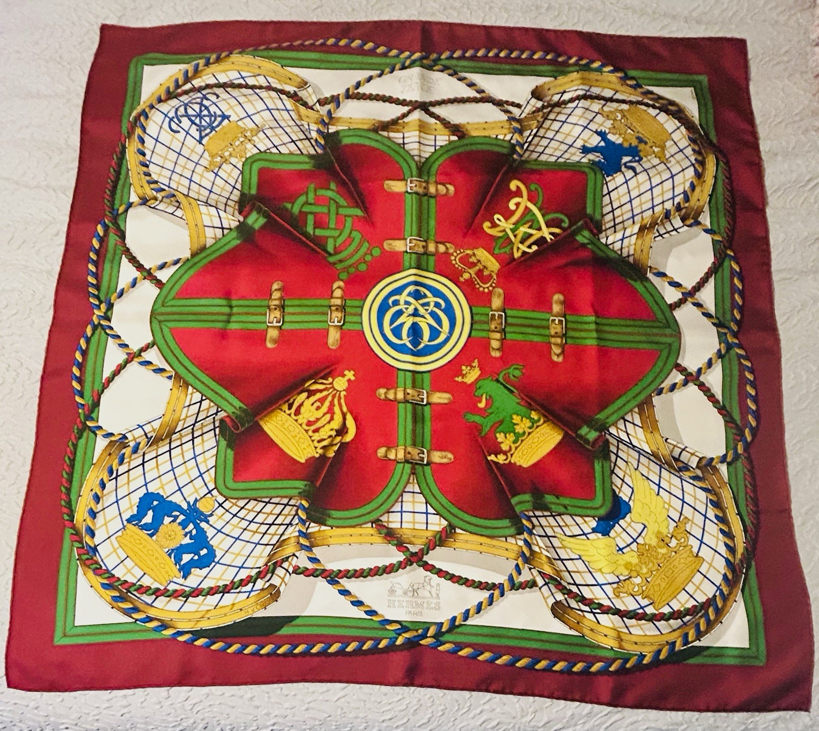 HERMÈS Paris Grande Tenue Silk Twill 90cm Burgundy Multi-Color HERMÈS Paris Grande Tenue Silk Twill 90cm Burgundy Multi-Color