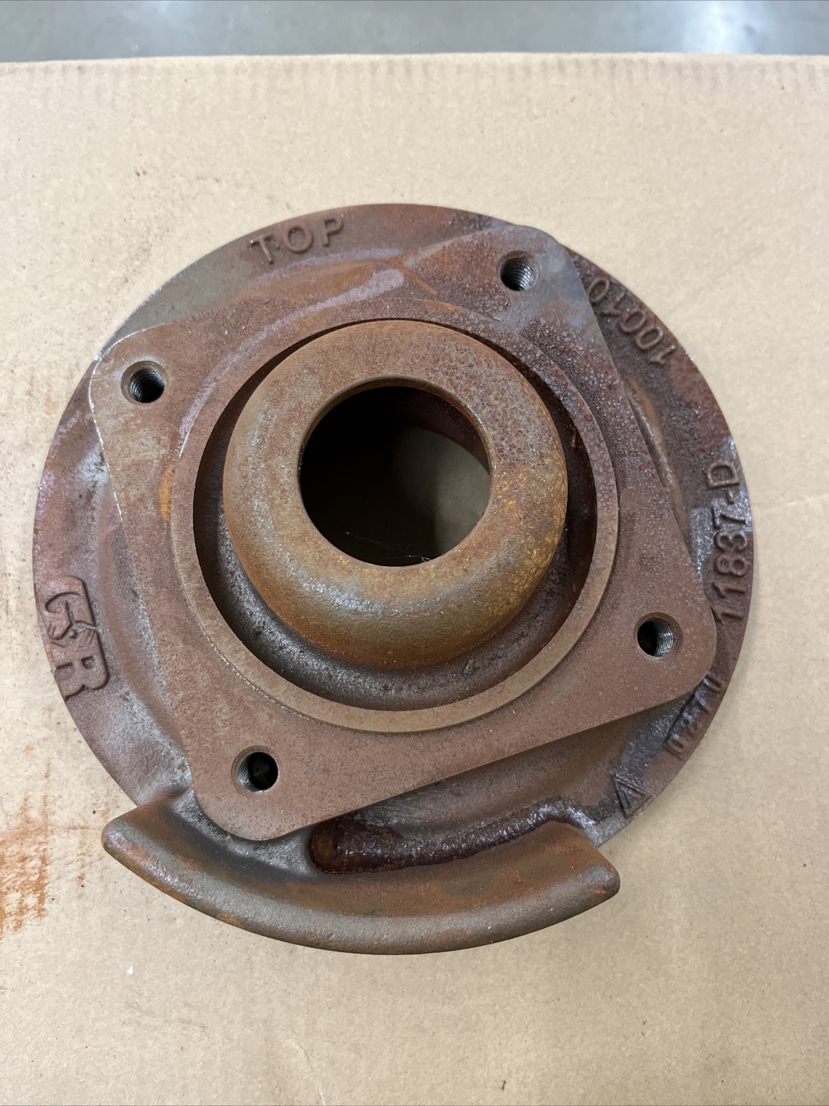New Gorman Rupp 11837-D 9 Inch Pump Seal Plate 10010
