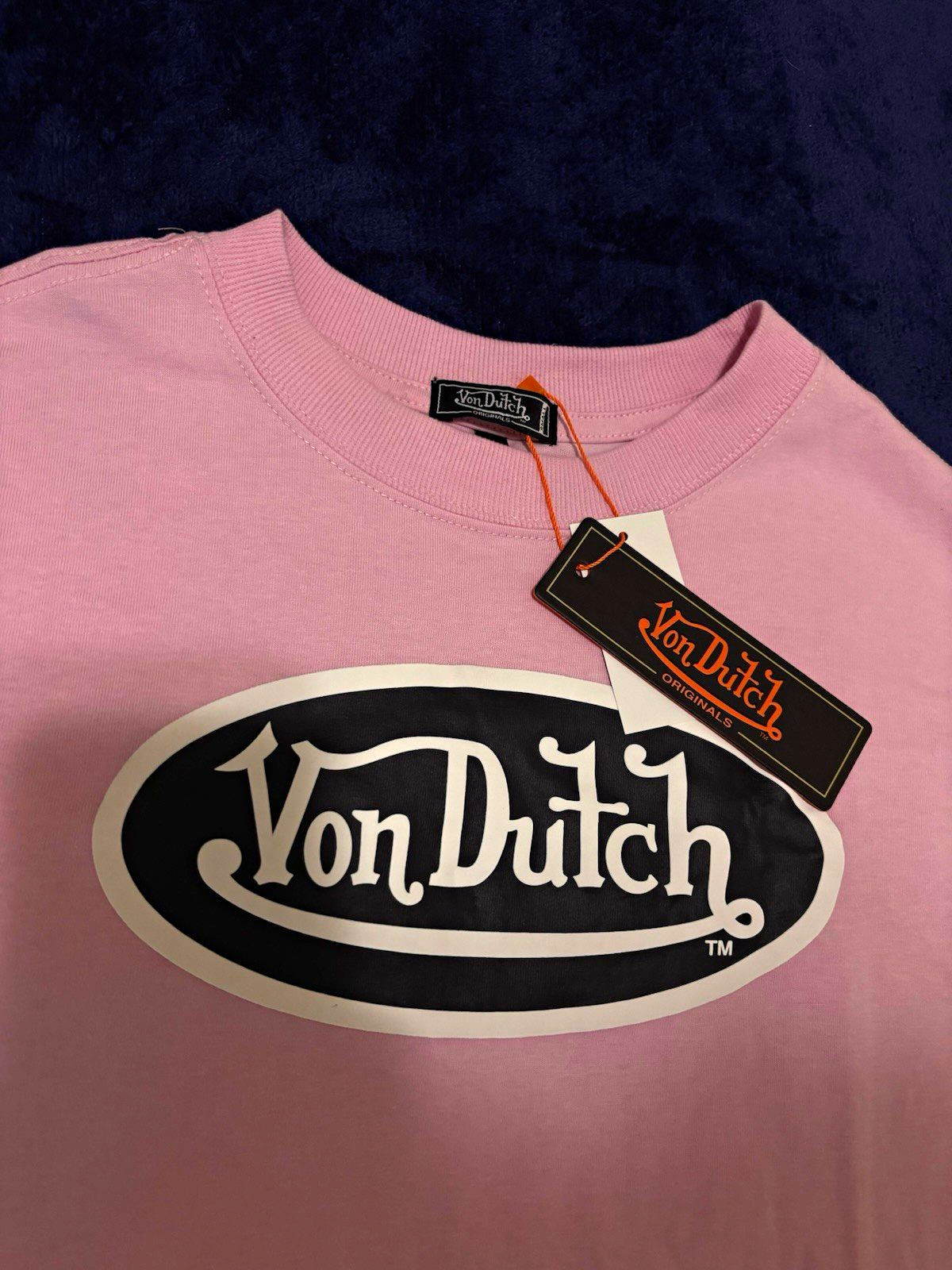 Von Dutch Men\'s Pink Graphic Logo Crew Neck Short Sleeve T-Shirt S Rhinestones Von Dutch Men\'s Pink Graphic Logo Crew Neck Short Sleeve T-Shirt S Rhinestones