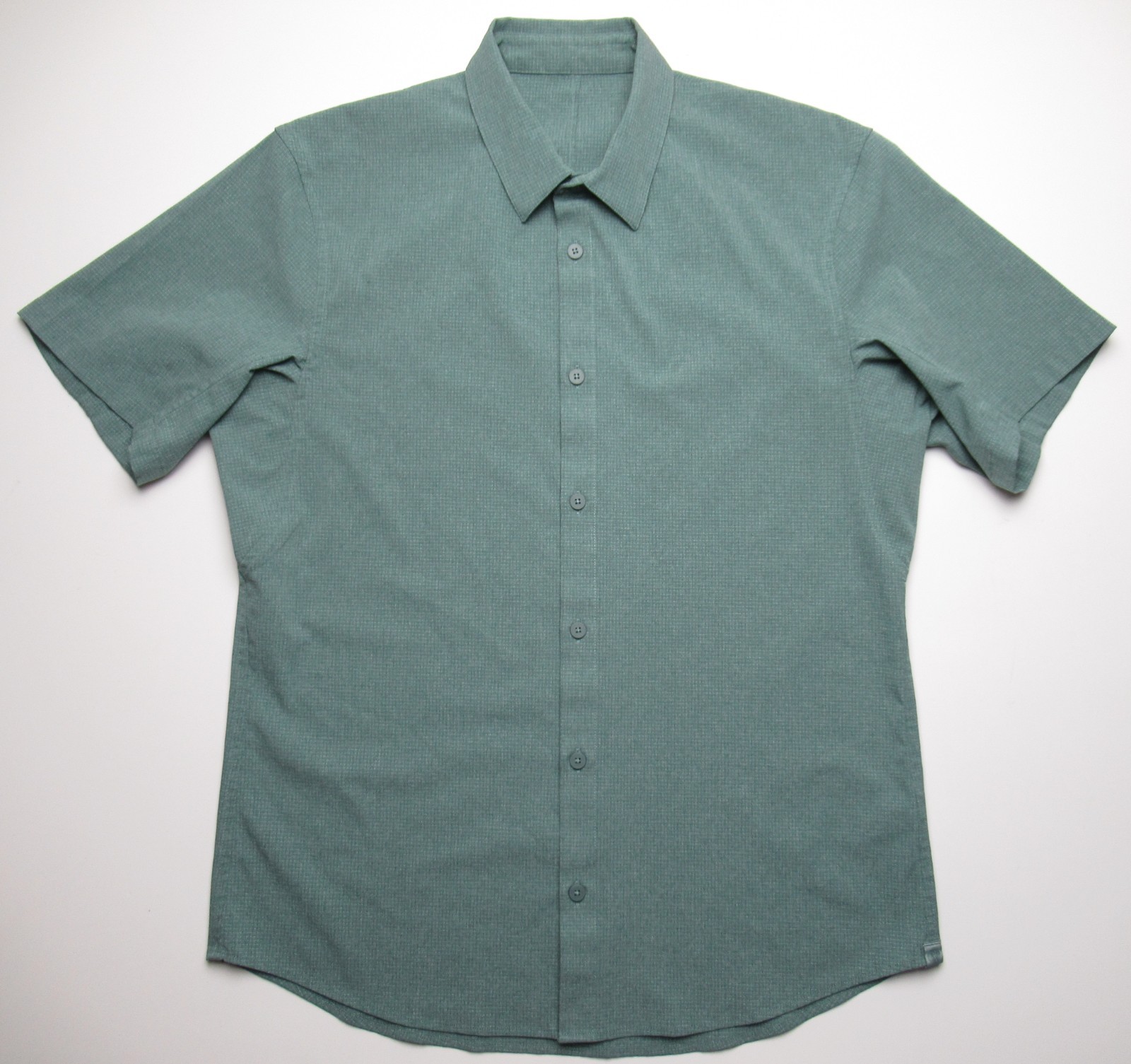 Lululemon Airing Easy Short Sleeve Shirt Mens Medium WovenAir Green / 