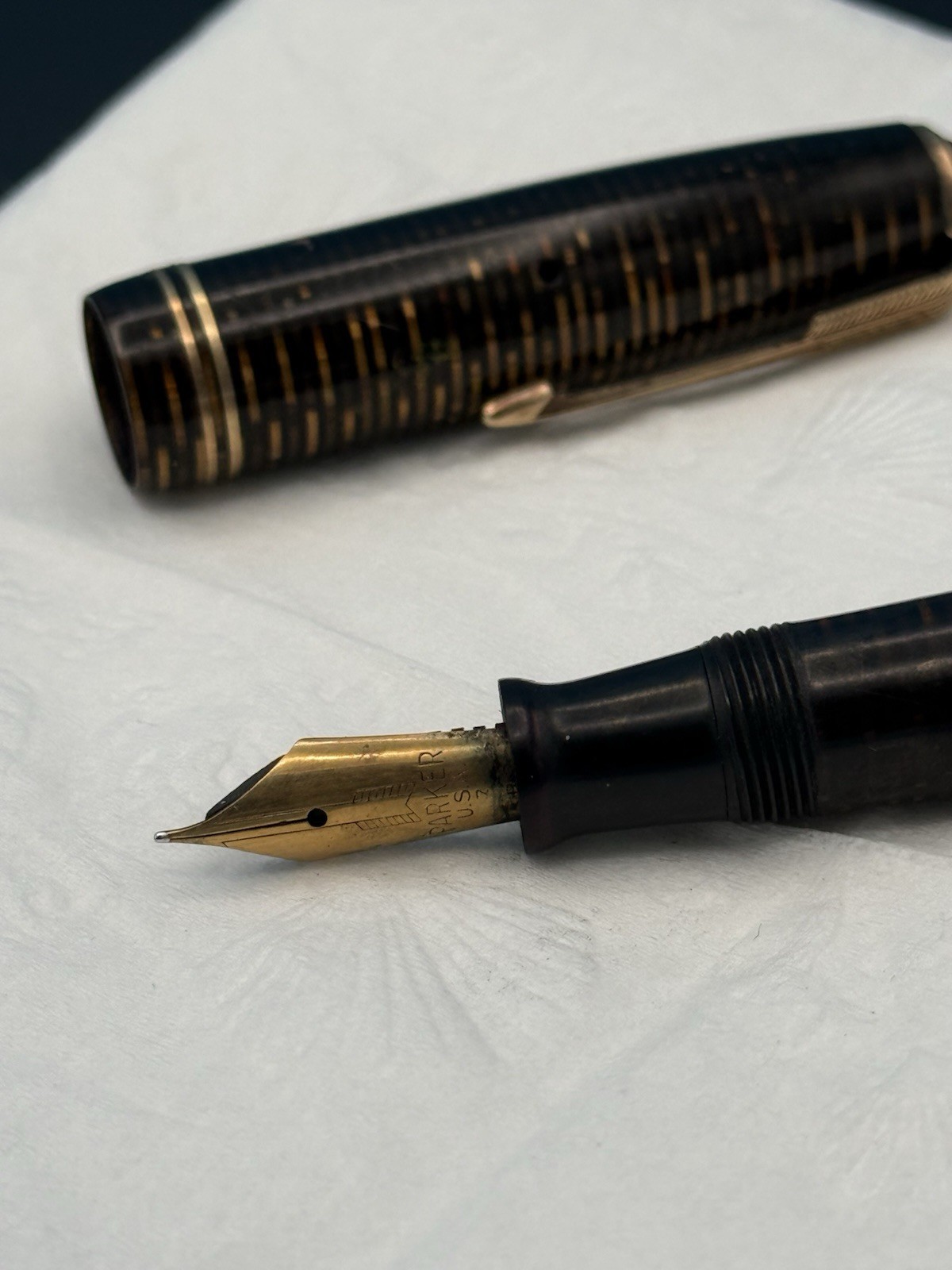 Vintage 1944 Parker Fountain Pen Brown W/Brown stripes