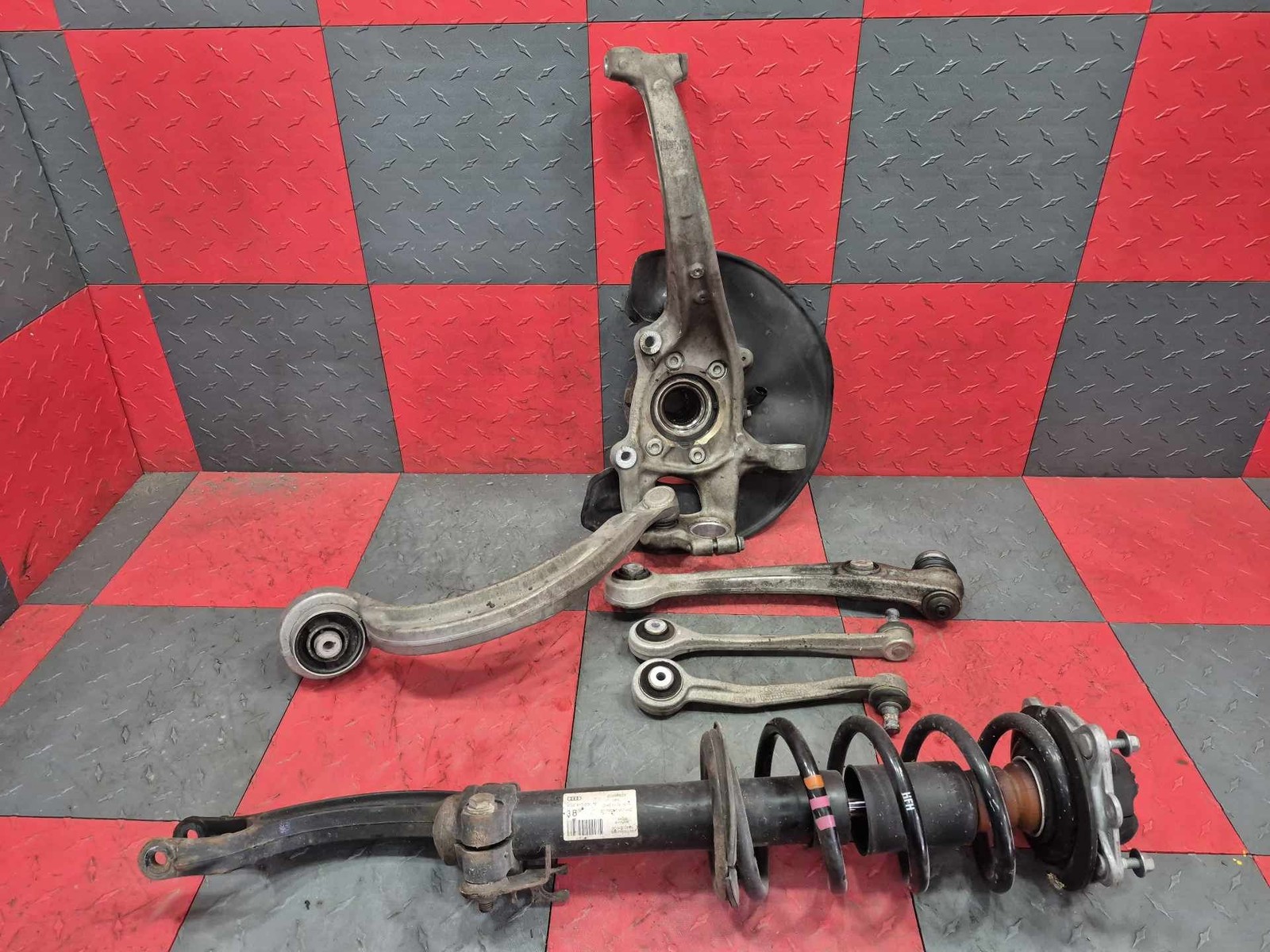 2012-2018 Audi A6 ~ LH Driver Suspension Knee Assy 171K