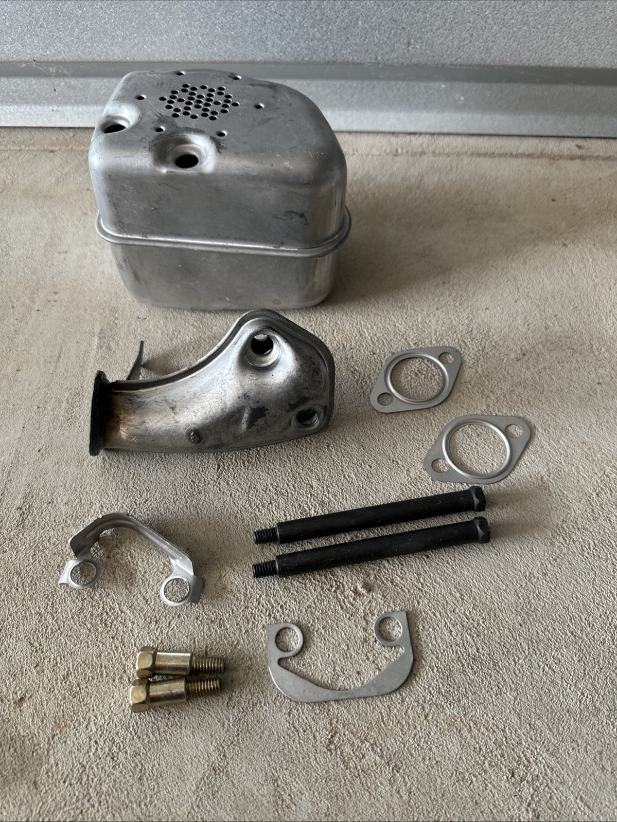 NEW Tecumseh 37264 Exhaust Manifold Muffler Kit  OHSK90 OHSK110 OHSK130 OH318SA NEW Tecumseh 37264 Exhaust Manifold Muffler Kit  OHSK90 OHSK110 OHSK130 OH318SA
