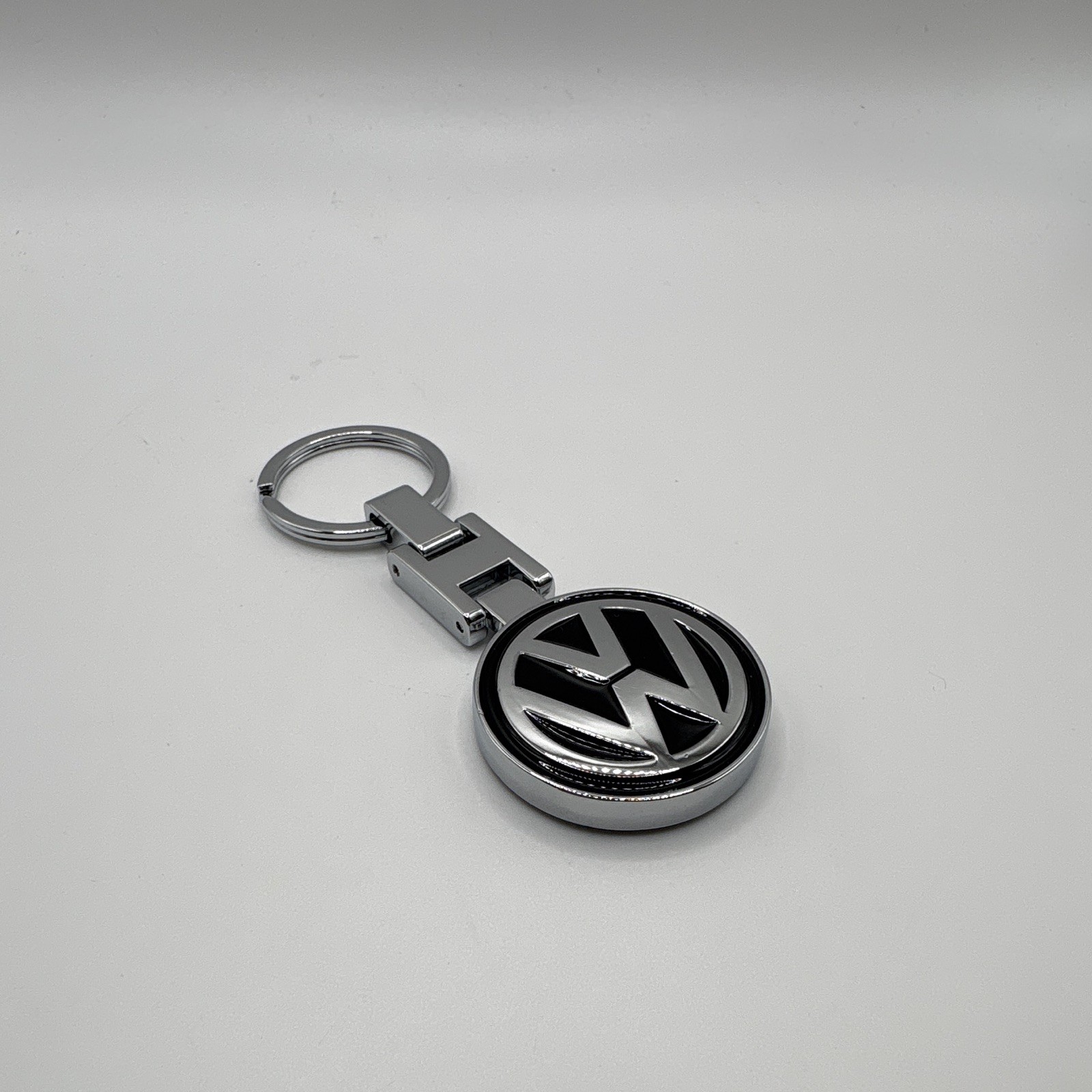 NEW - Custom Metal VW Beetle Bug Car Key Chain Key Ring Gift Keychain- Fast Ship NEW - Custom Metal VW Beetle Bug Car Key Chain Key Ring Gift Keychain- Fast Ship