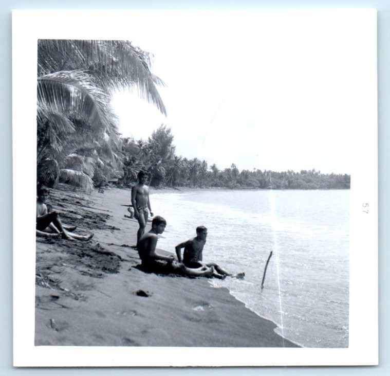 Real Photo view 2\'x2\' - TAHITI January 1957