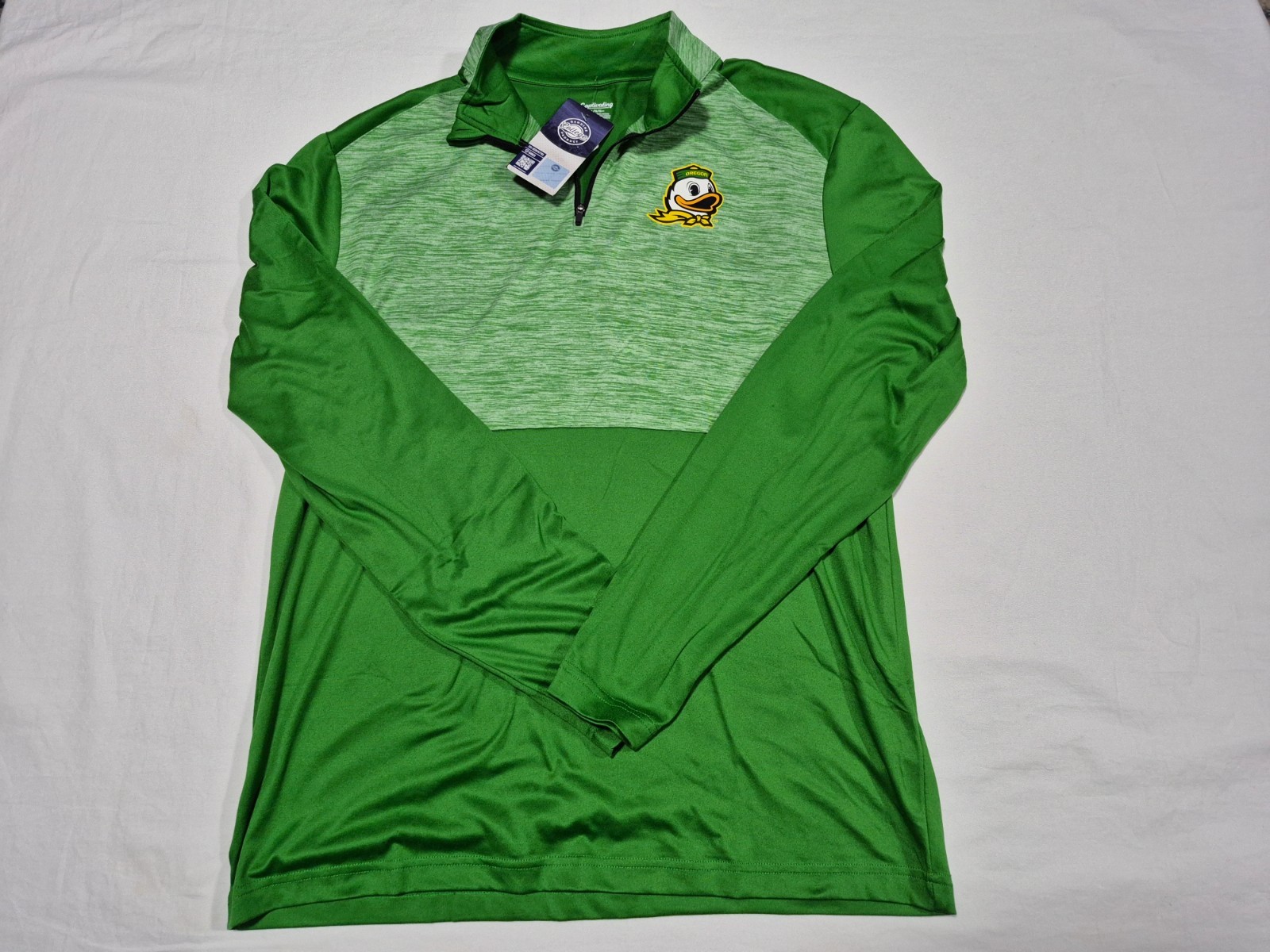 Oregon University of Oregon Ducks  Captivating Men\'s Long Sleeve Shirt SZ  Large