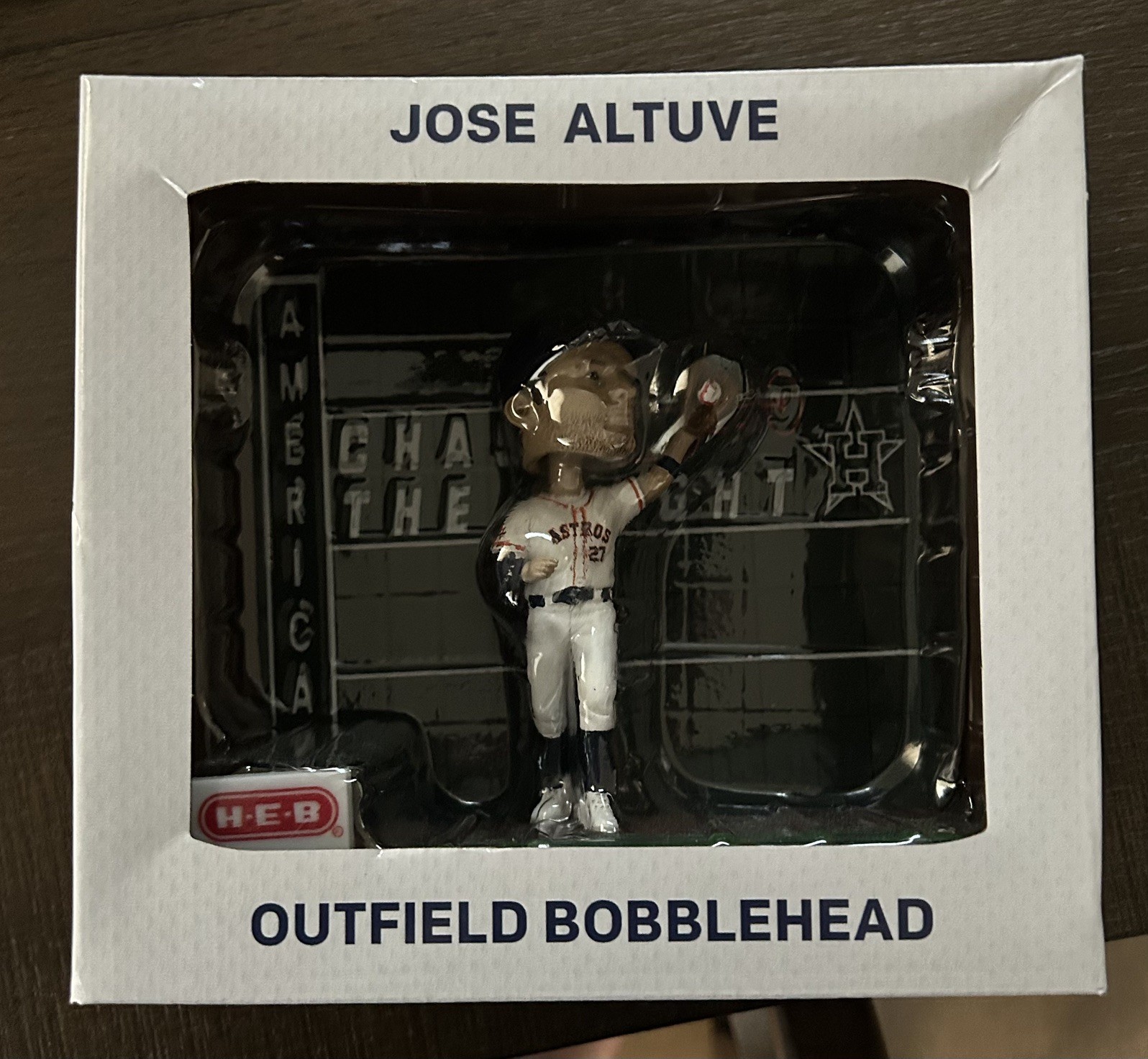 Houston Astros Jose Altuve Outfield Wall Catch Bobblehead SGA 8/1/2026 HEB NIB Houston Astros Jose Altuve Outfield Wall Catch Bobblehead SGA 8/1/2026 HEB NIB