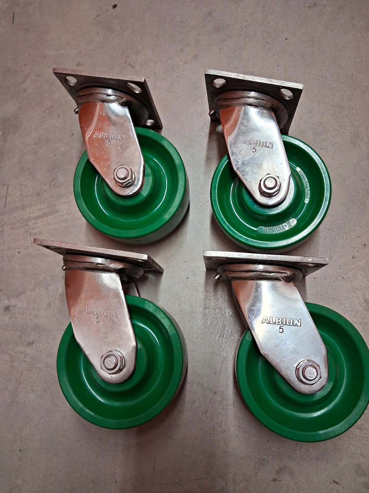 Set of 4 Heavy Duty Albion 5\