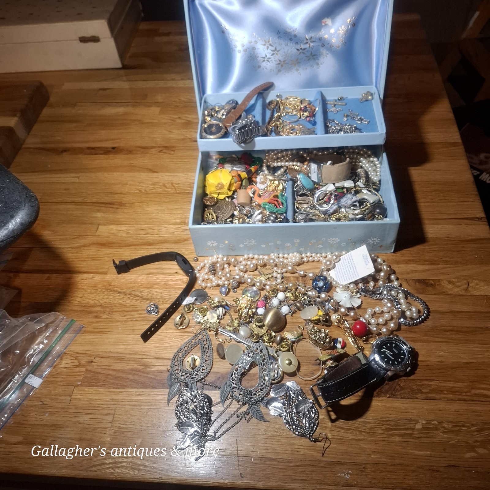Vintage Huge Craft Lot Jewelry Box Costume Junk Scrap Lot# 143