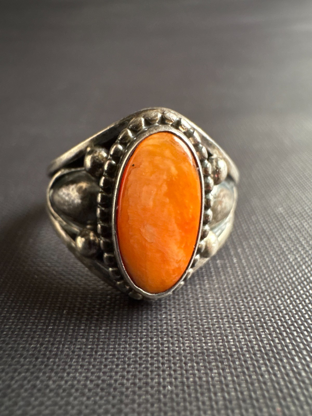 Vtg Navajo Derrik Gordon Sterling Silver Spiny Oyster Ring Size 5.5 US Signed