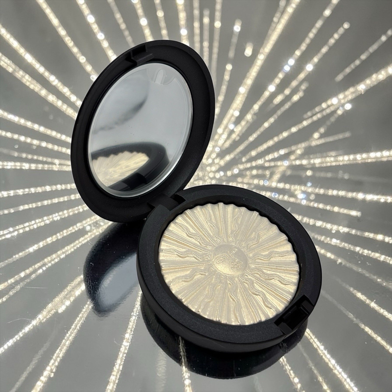 M.A.C x Pony Park Extra Dimension Skinfinish in the shade Sky\'s The Limit 0.28oz
