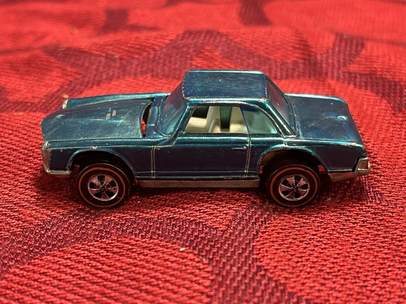 Vintage 1969 Hot Wheels Redline  Mercedes 280 SL Aqua Hong Kong -- 9895