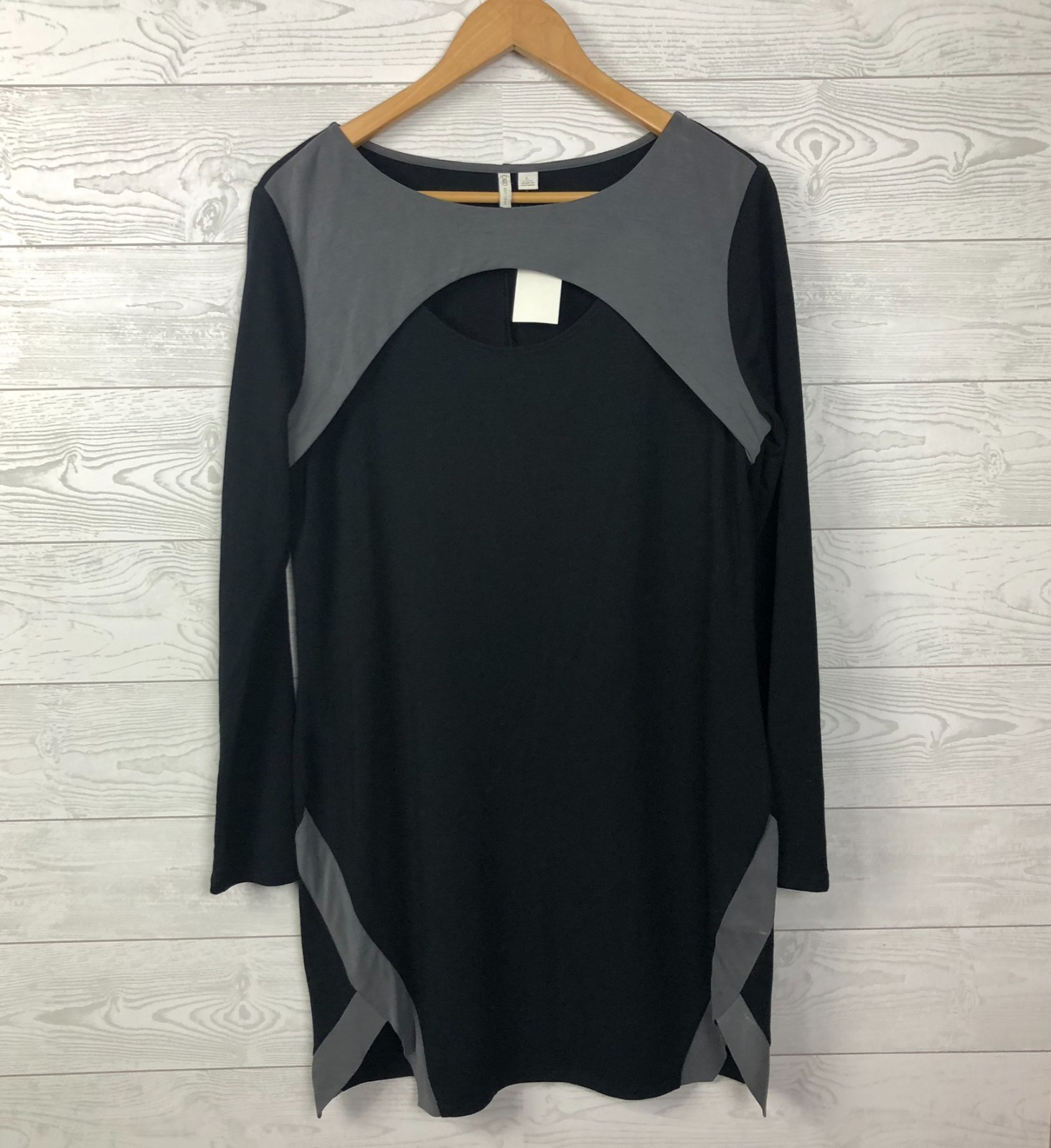 NWT Cato Women\'s Large Sheath Dress Keyhole Neckline Long Sleeve Black Gray NWT Cato Women\'s Large Sheath Dress Keyhole Neckline Long Sleeve Black Gray