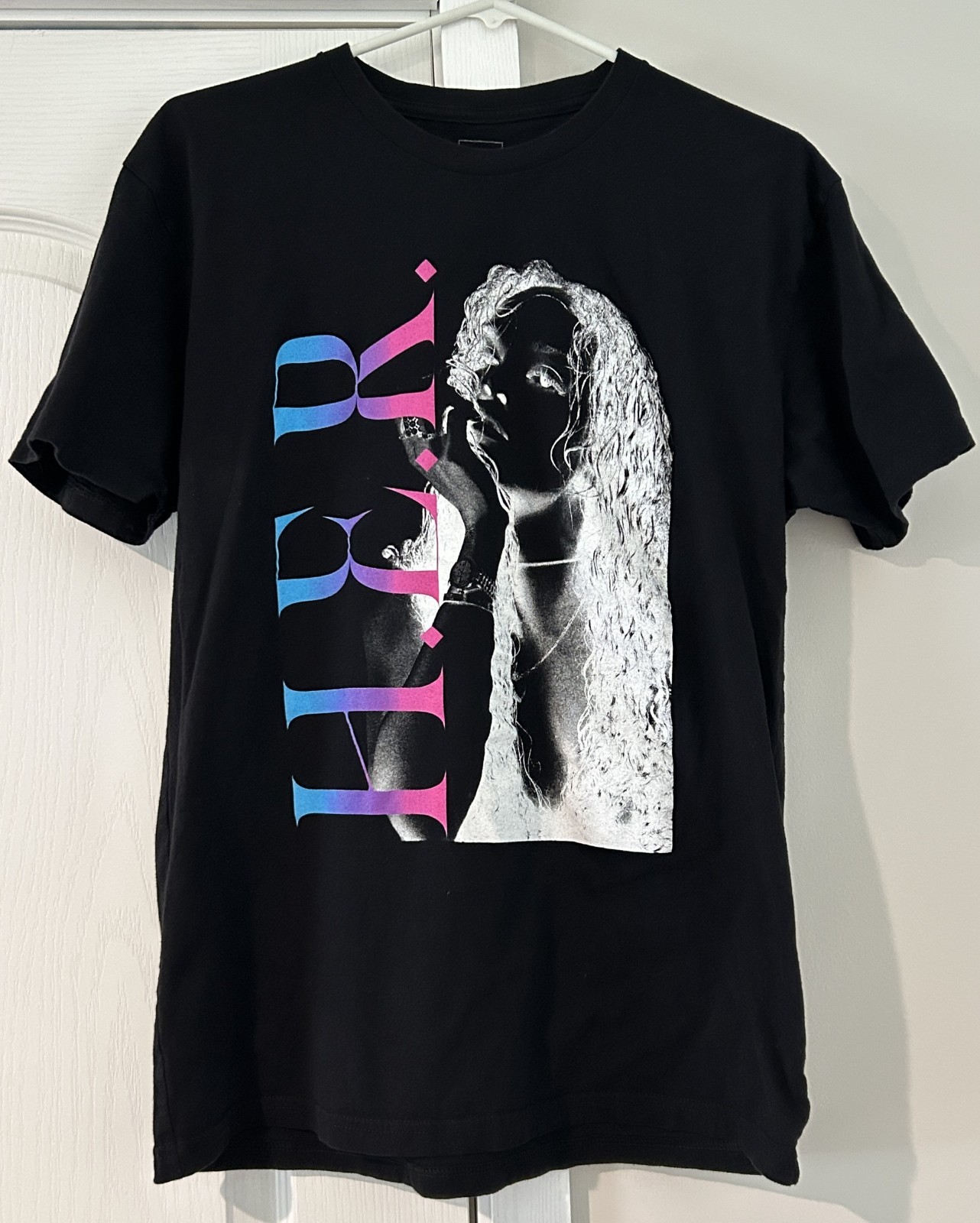 Official H.E.R. Back Of My Mind Tour Shirt Size L Black Thread Shop Concert Tee