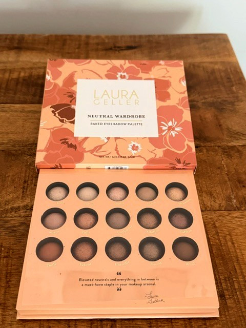 Laura Geller Neutral Wardrobe Baked Eyeshadow Palette 15 Shades NEW