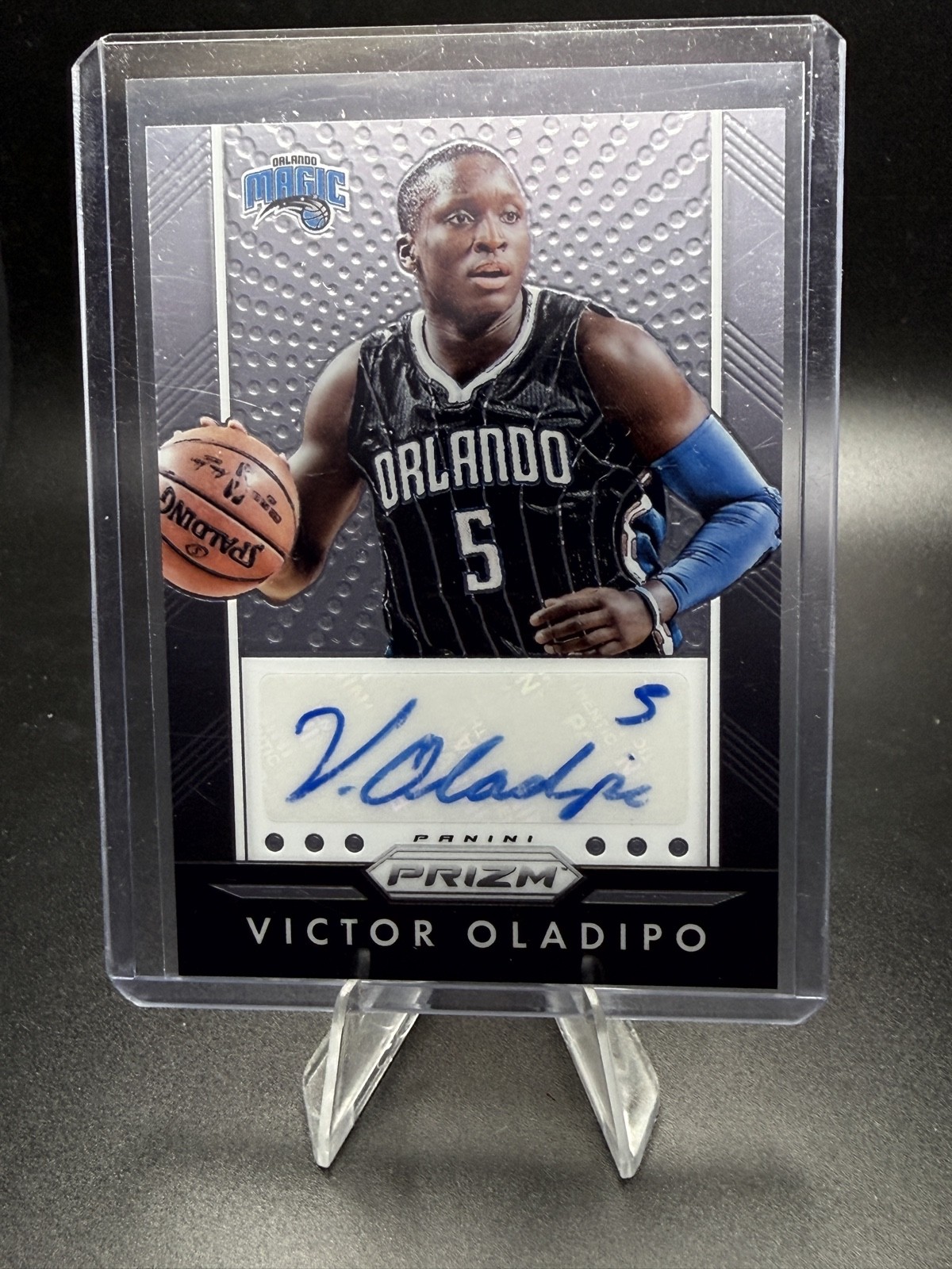 2015-16 Panini Prizm - Autographs Victor Oladipo #P-VOL (AU) 2015-16 Panini Prizm - Autographs Victor Oladipo #P-VOL (AU)