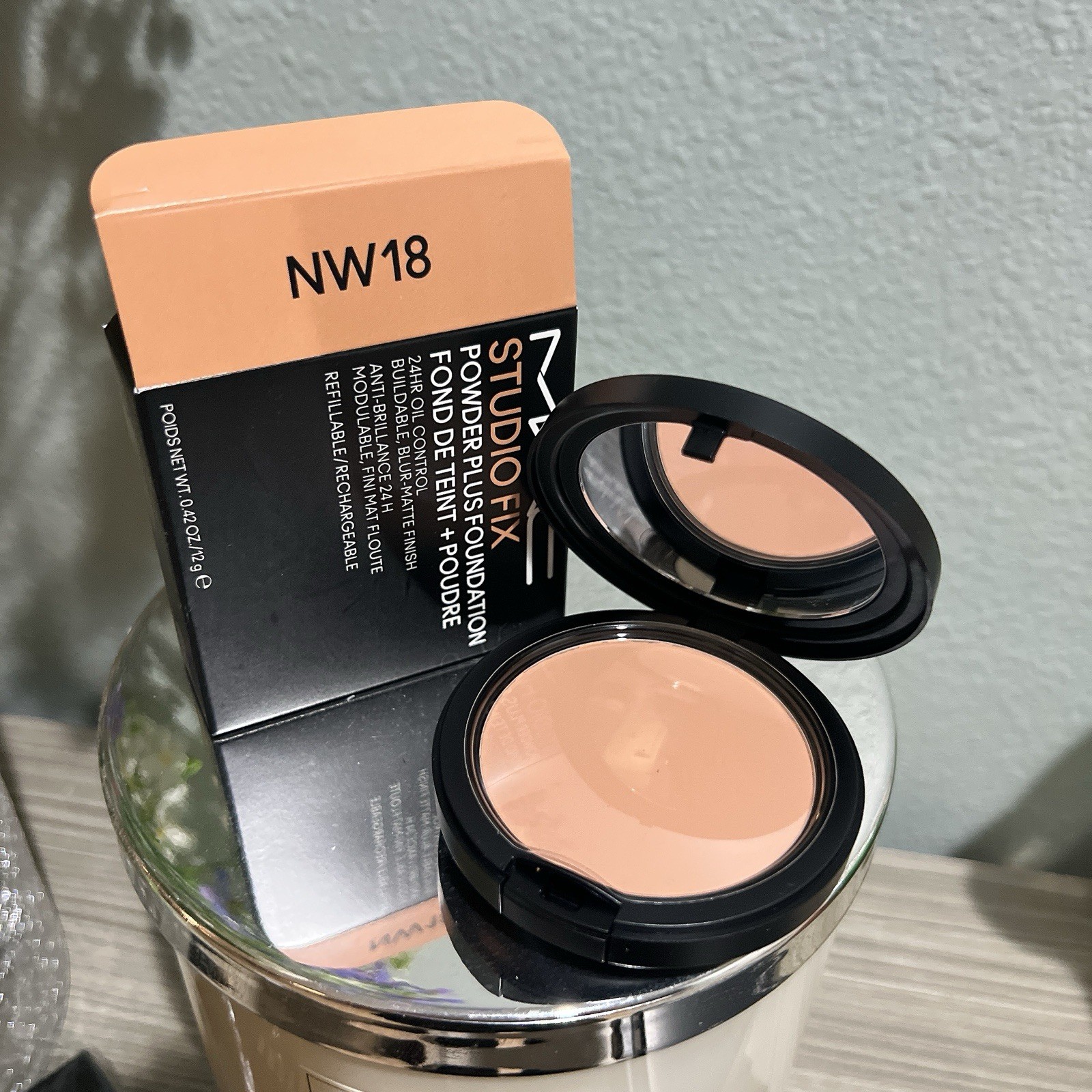 M·A·C Studio Fix Powder Plus Foundation 24H Oil Control NW18 0.42 oz 