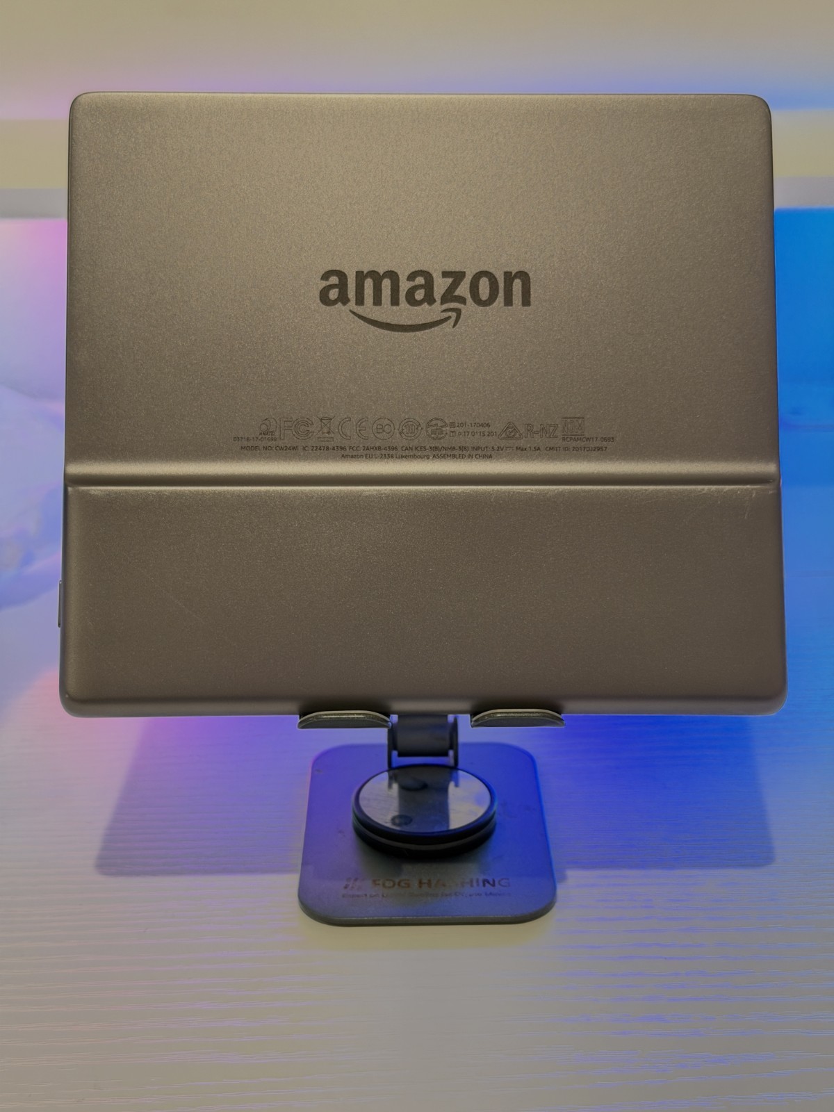 Amazon Kindle Oasis 9th Gen 8GB Graphite Wi-Fi 7\