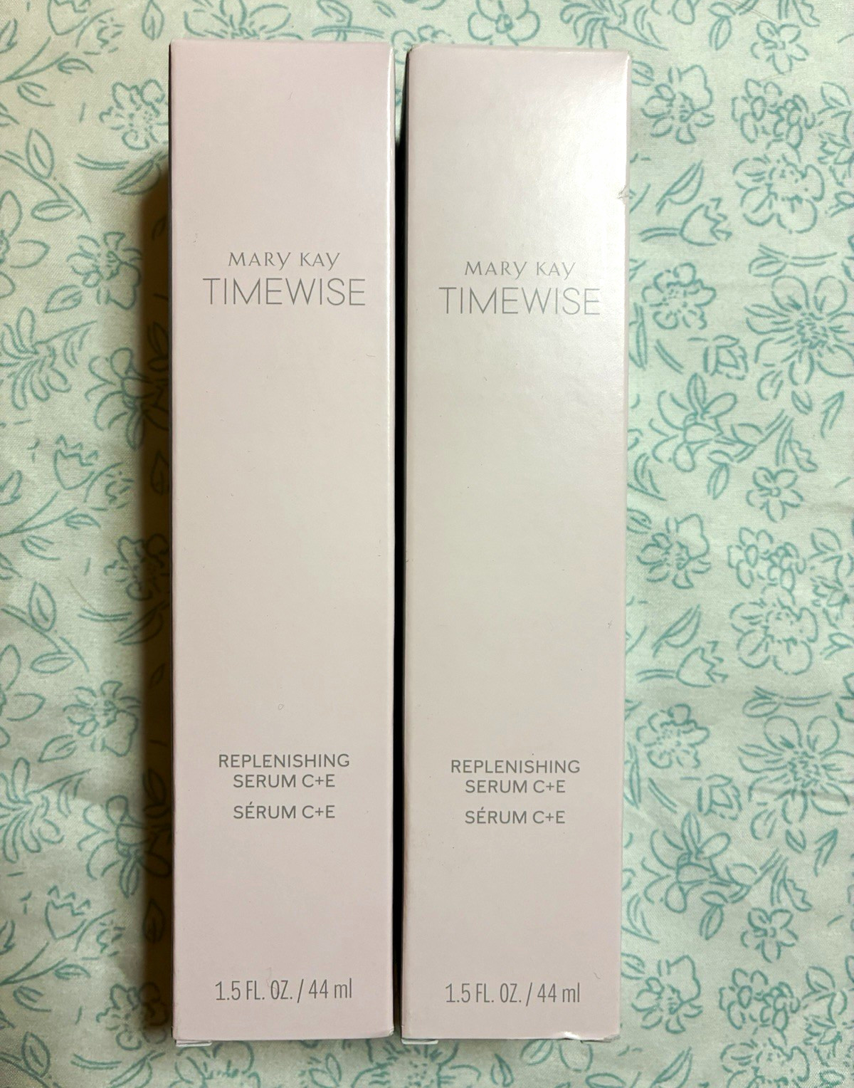 Mary Kay TimeWise Replenishing C+E Face Serum 1.5 fl oz / 44 ml