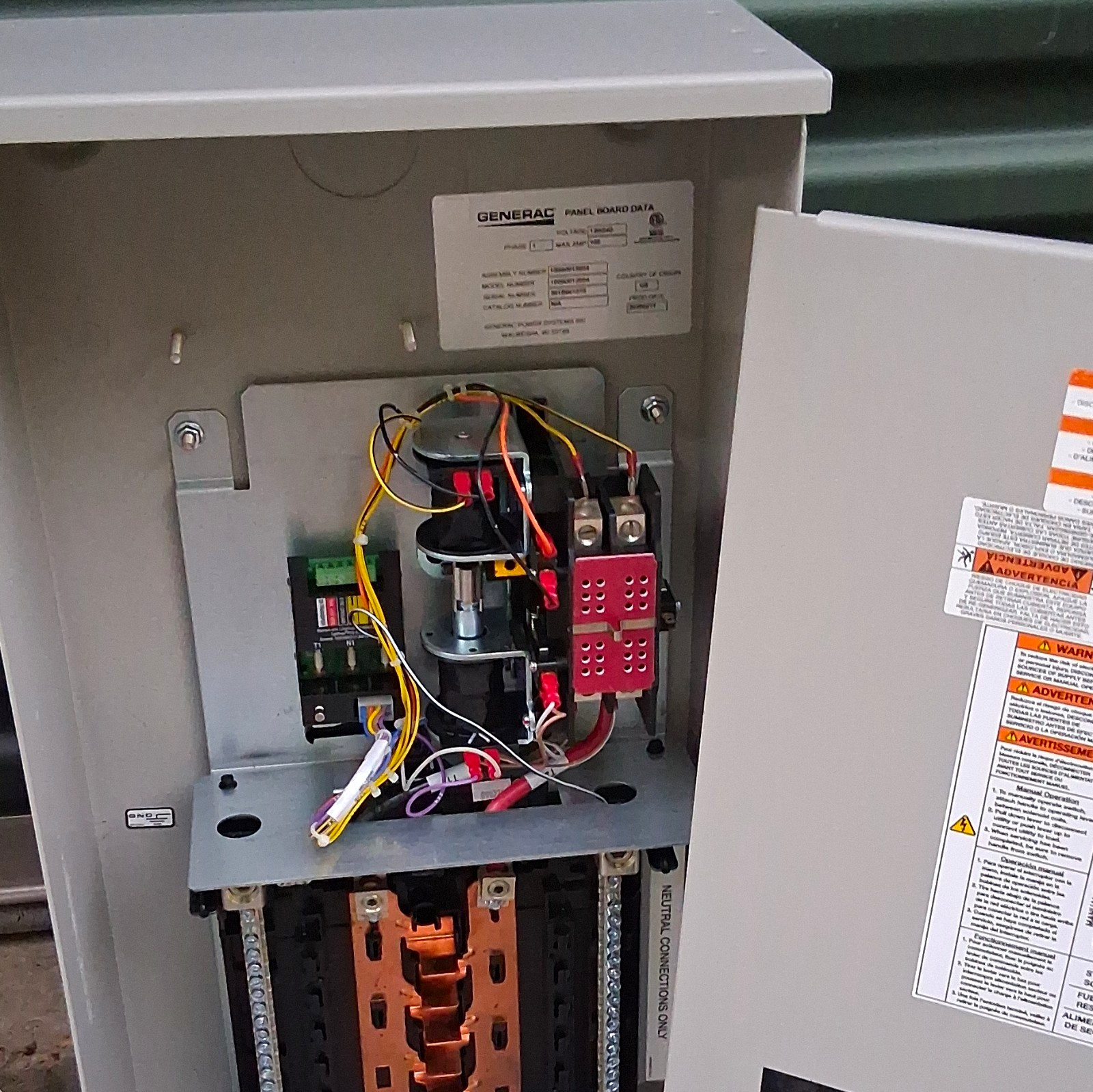 Generac RXSW200A3 200A Automatic Transfer Switch Electrical Cabinet Enclosure Generac RXSW200A3 200A Automatic Transfer Switch Electrical Cabinet Enclosure