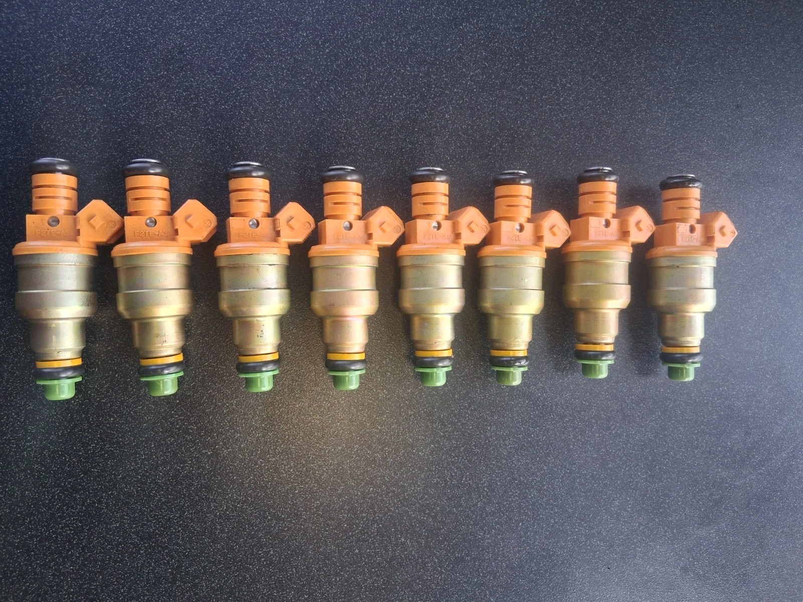 Ford 19lb Fuel Injectors