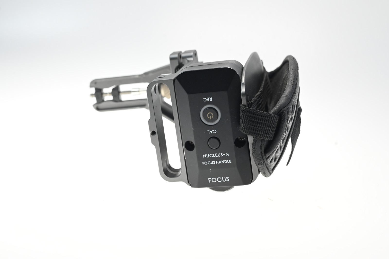 Tilta TA-SFH-97-G Nucleus-N Side Focus Handle f/NP-F970 Battery #G071 Tilta TA-SFH-97-G Nucleus-N Side Focus Handle f/NP-F970 Battery #G071