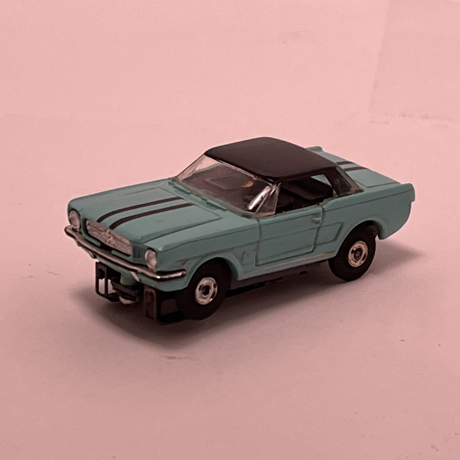 Aurora Thunderjet Tjet 65 MUSTANG HARDTOP - Turquoise HO Slot Car Aurora Thunderjet Tjet 65 MUSTANG HARDTOP - Turquoise HO Slot Car