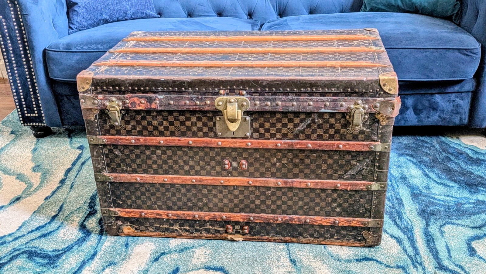Stunning 1880s Louis Vuitton Malle Haute Trunk - Authentic LV Travel Trunk Stunning 1880s Louis Vuitton Malle Haute Trunk - Authentic LV Travel Trunk
