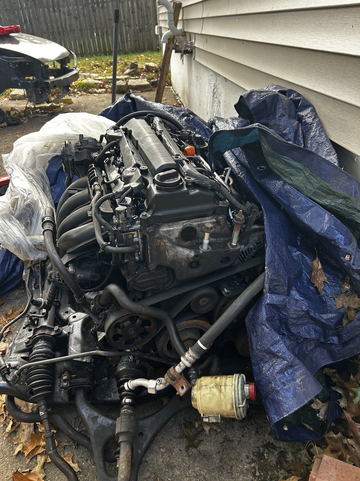 Honda 1.8L Engine ,transmission, subframe and accessories Honda 1.8L Engine ,transmission, subframe and accessories