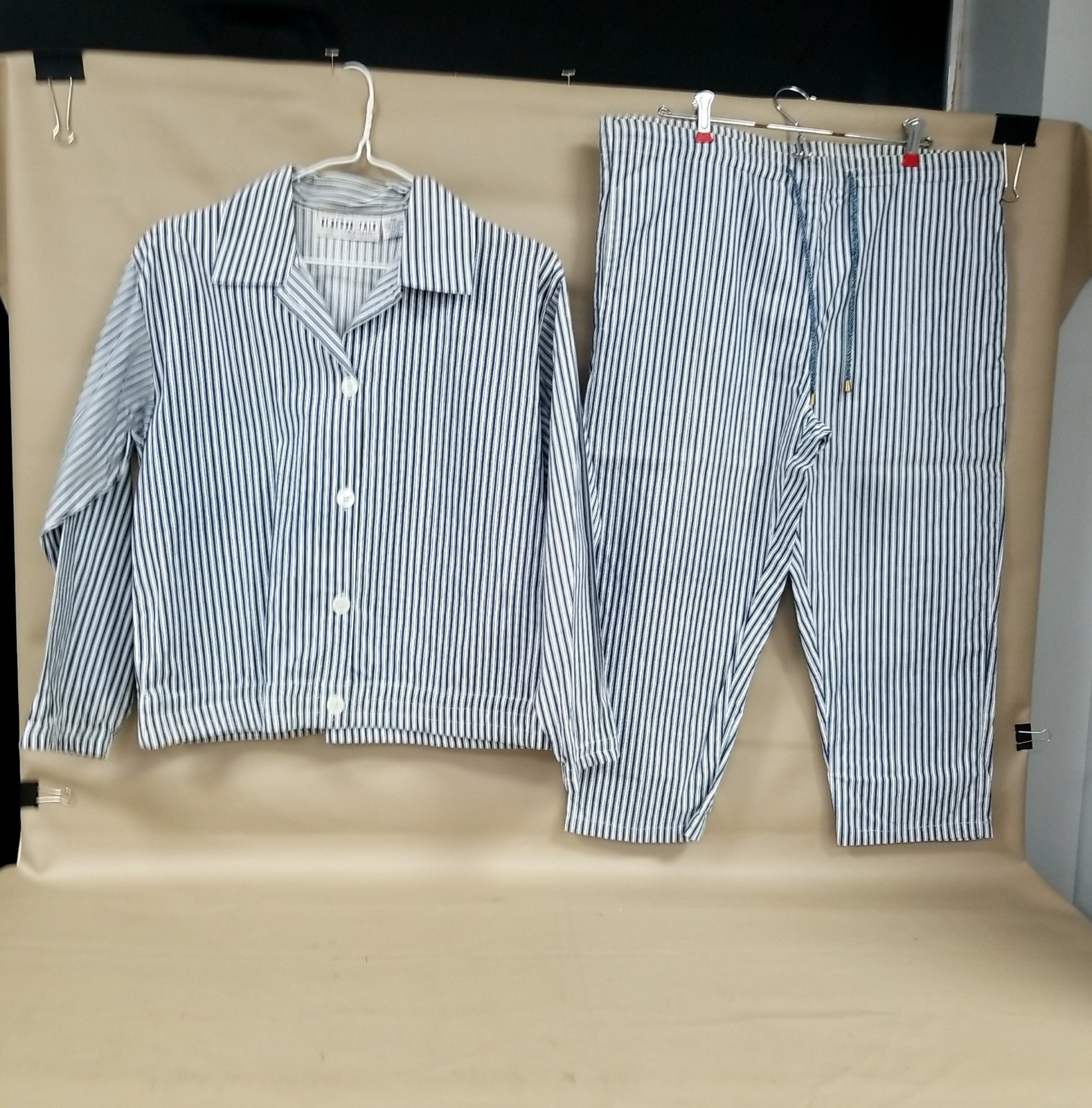 VTG Bedford Fair Lifestyles Navy/White Striped Button Up PJ Set -Small