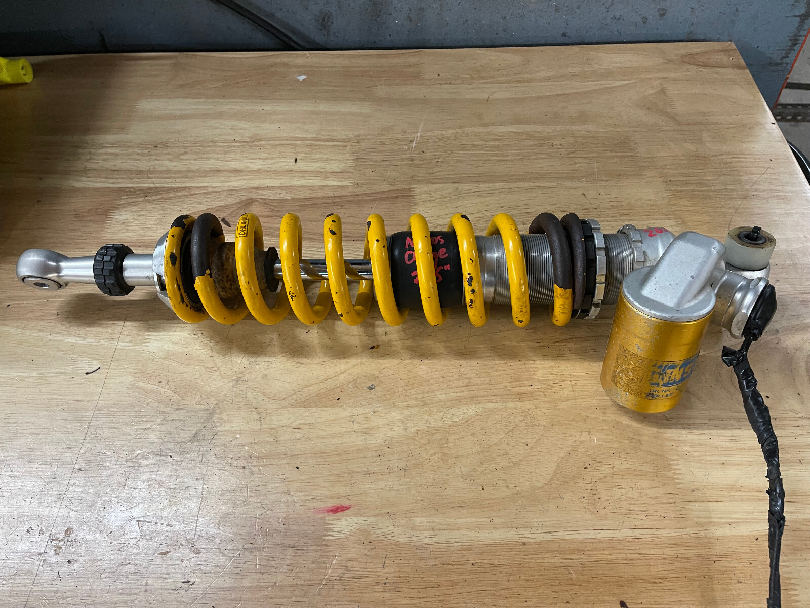 Yamaha Apex Attak GT Vector 06 07 08 09 11-21 Ohlins Rear Shock 20.5\
