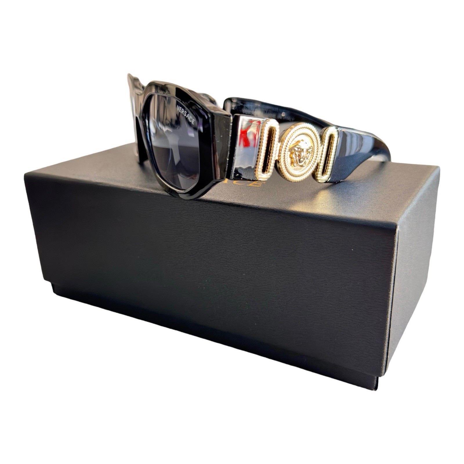 Versace Biggie Medusa Sunglasses Unisex, Black and Gold, VE4361 Excellent Versace Biggie Medusa Sunglasses Unisex, Black and Gold, VE4361 Excellent