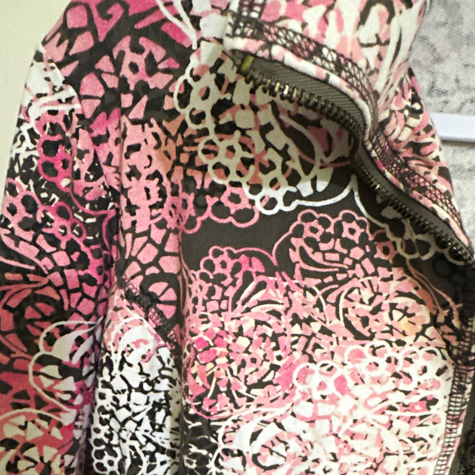 Chico’s Weekends Women’s Full Zip Floral Jacket w/ Pockets Pink/Black/White XL