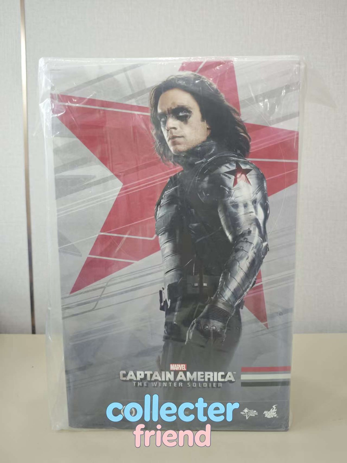 Hot toys 1/6 MMS241 Winter Soldier Captain America The Winter Soldier Action